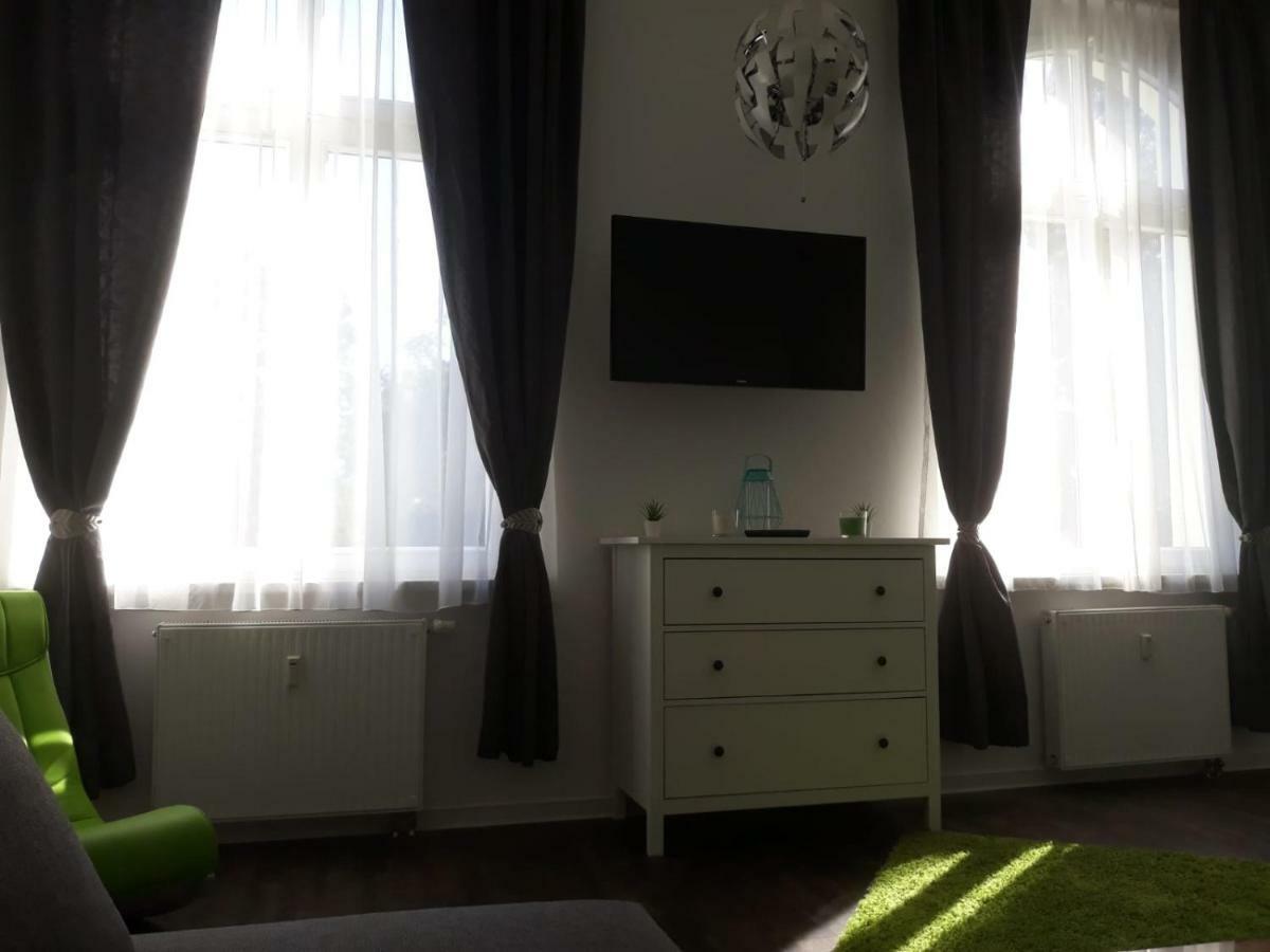 Eddy'S Diner Apartment เควดลินบวร์ก ภายนอก รูปภาพ